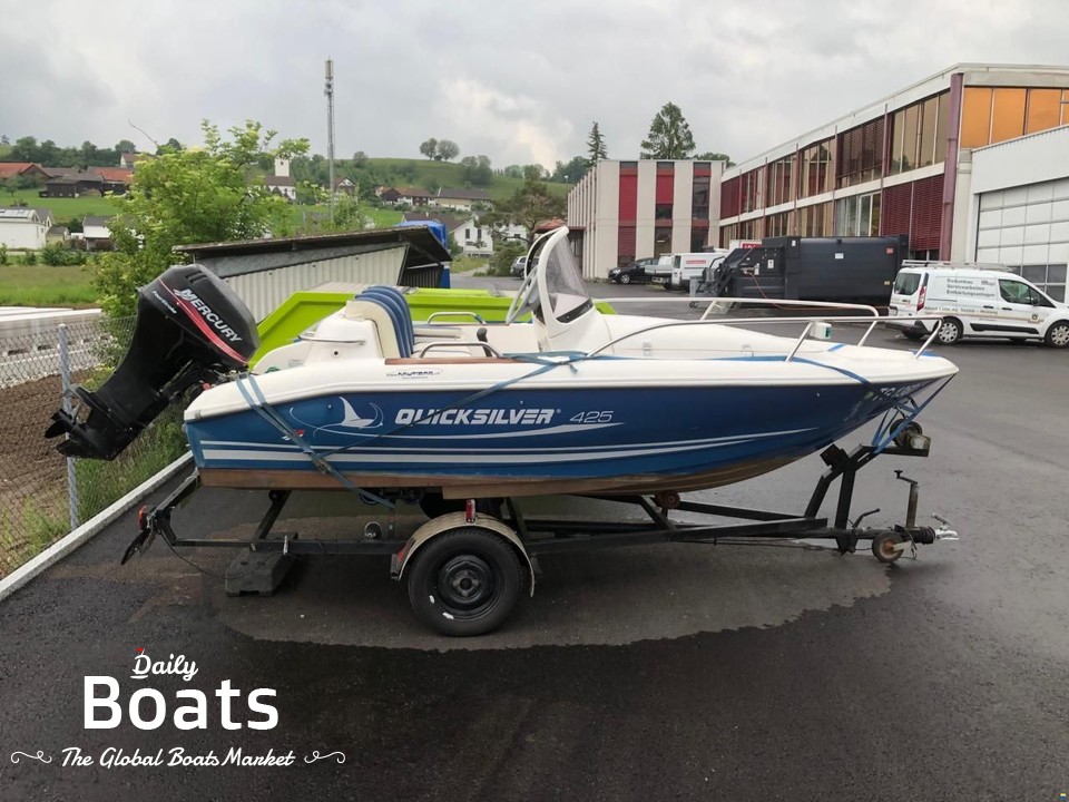 2003 Quicksilver Commarander 425