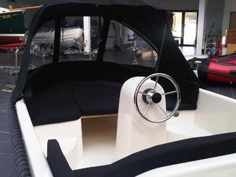 Buy 2013 Mariner 421