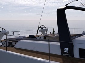 2022 Dufour 61