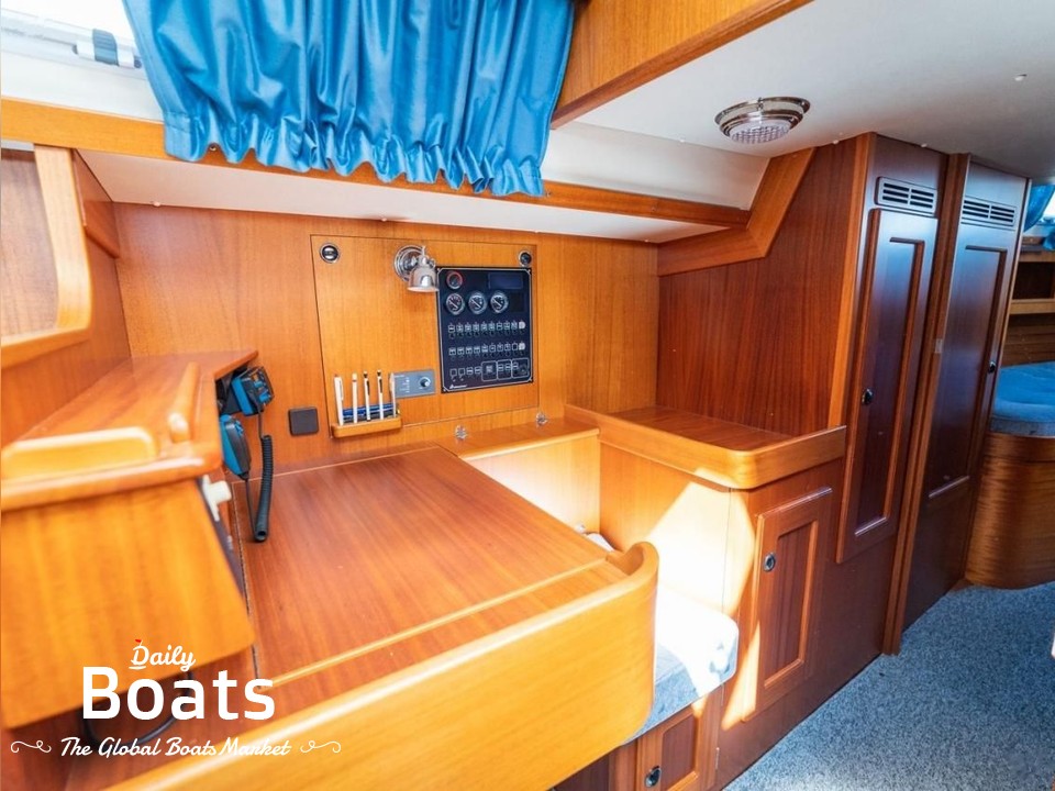 2004 HallbergRassy 37 for sale. View price, photos and Buy 2004