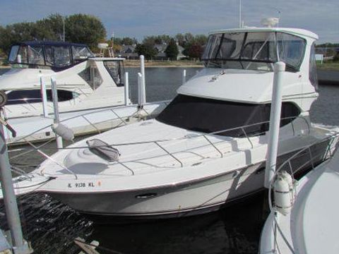 Silverton 38 Convertible