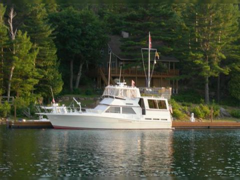Viking 48 Motor Yacht