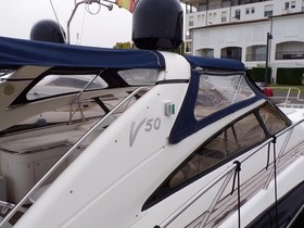 2000 Princess V50