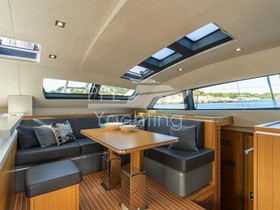 Osta 2017 Privilège Yachts Serie 5