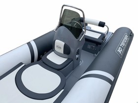 2022 3D Tender Lux 550