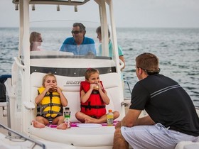 Kupić Boston Whaler 270 Dauntless