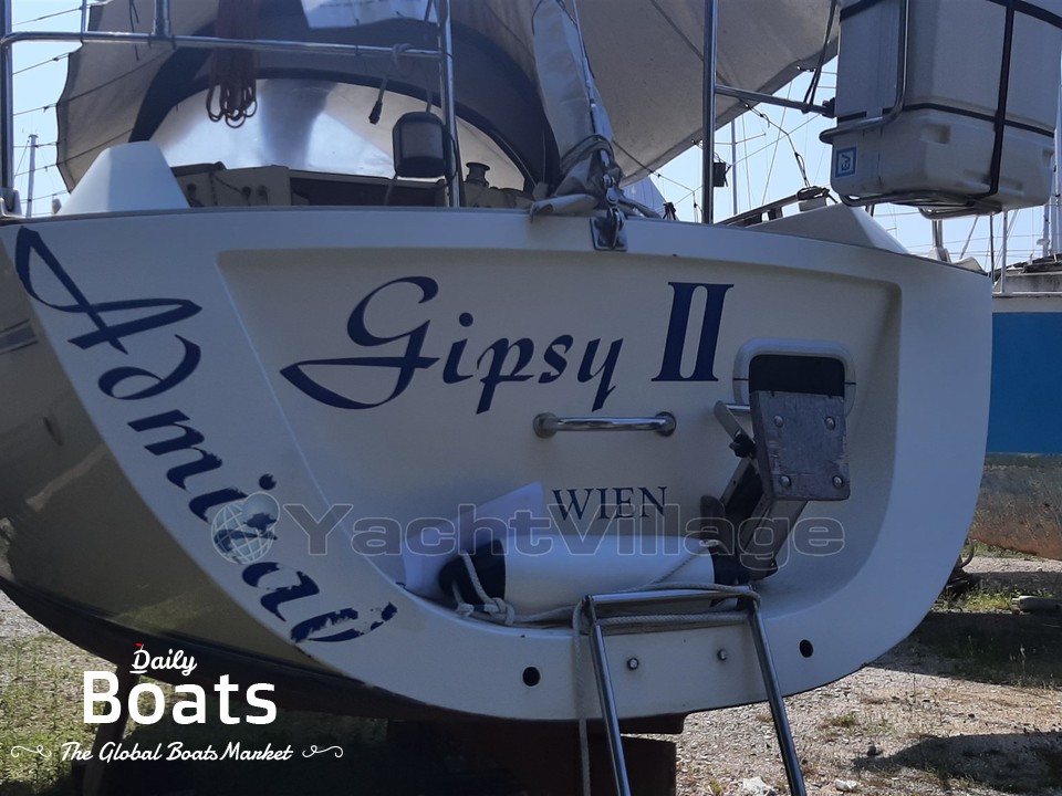 1987 Moody 28 Twin Keel for sale. View price, photos and Buy 1987 Moody