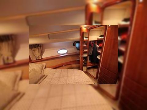 Buy 2005 Azimut 46