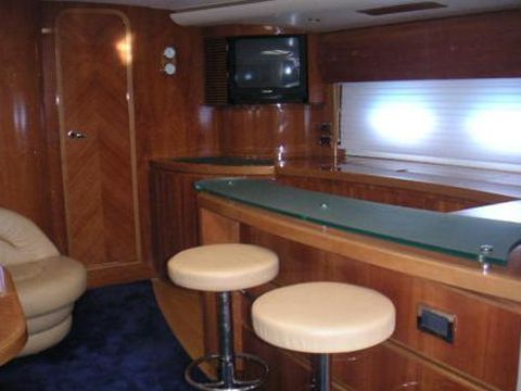 2000 Princess V65