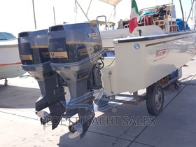 1983 Boston Whaler 25 Outrage for sale