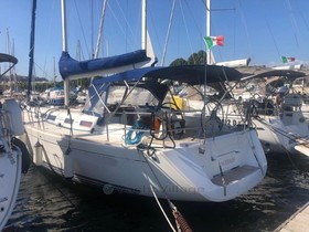 Dufour Yachts 425