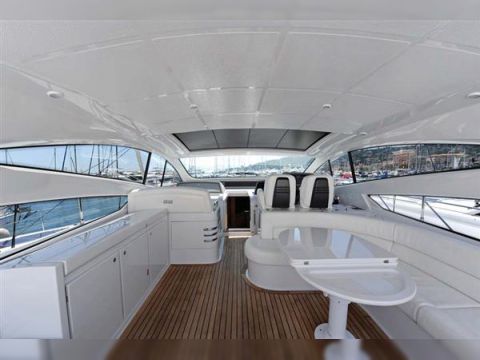 Kupić 2009 Pershing 56