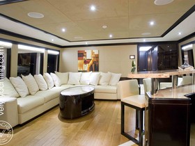 2010 Majesty Yachts 125 на продажу