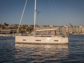 Купить 2019 Dufour Yachts 390