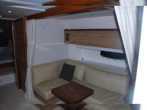 2009 Sealine 47 for sale