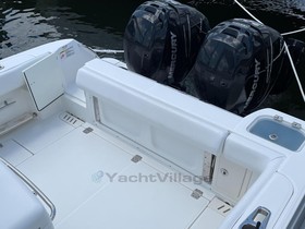 2014 Boston Whaler 320 Outrage