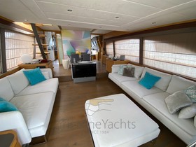 2005 Ferretti 731