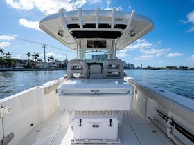 2018 Boston Whaler 330 na prodej