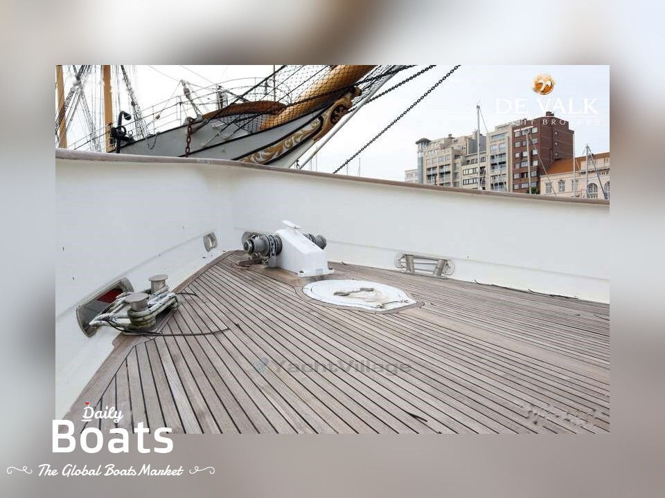 1956 Warren Mews Trawler 16.50 for sale. View price, photos and Buy