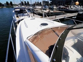 2003 Princess Yachts V42