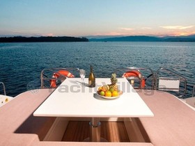 Buy 2000 Leopard Yachts 24