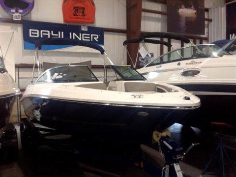 Sea Ray 210 SLX