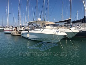 Boston Whaler 320 Cuddy
