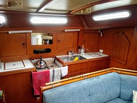 1985 Trident Marine Warrior 38