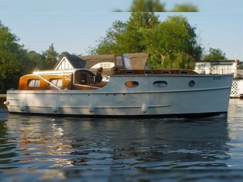  1938 Traditional River Cruiser