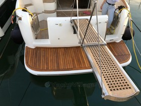 2000 Azimut 39