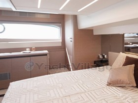 2022 Prestige Yachts 520 Fly myytävänä