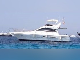 Majesty Yachts / Gulf Craft 420 Fly