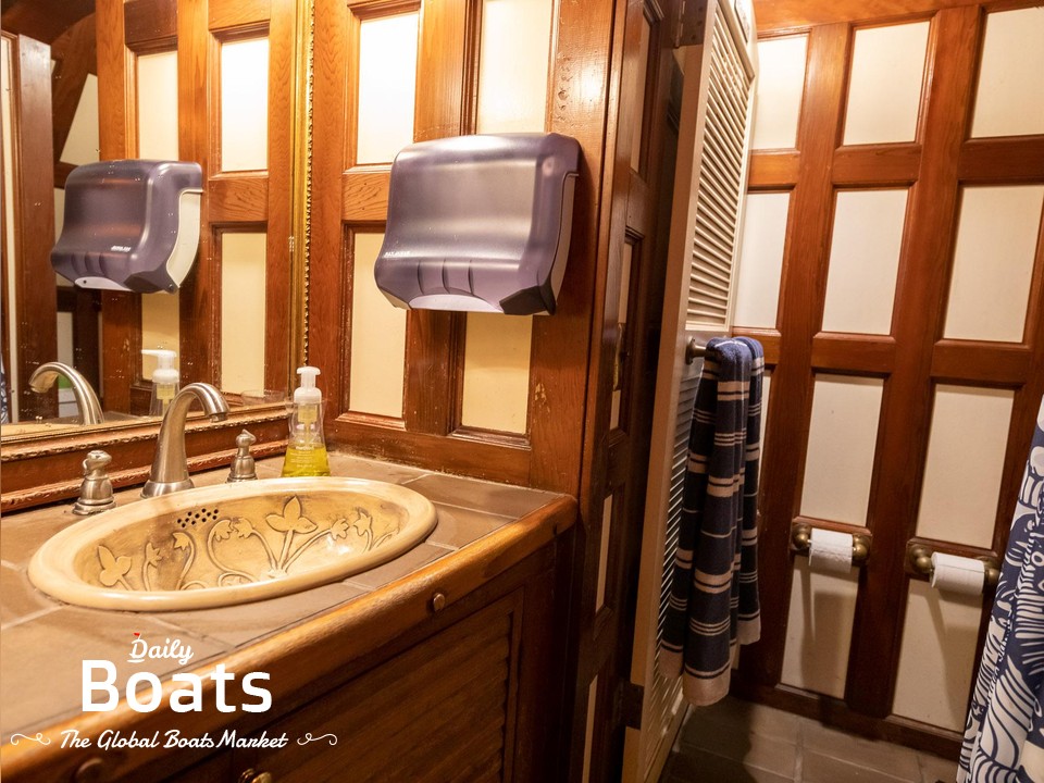 1980 Custom Forbes Island for sale. View price, photos and Buy 1980