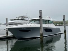 Osta 2020 Tiara Yachts 49 Coupe
