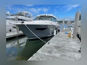 Kjøpe 2020 Tiara Yachts 49 Coupe