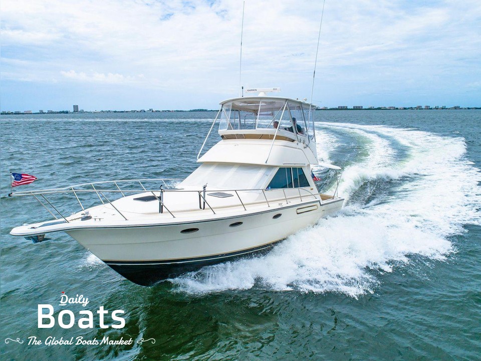 1994 Tiara Yachts 4300 Convertible for sale. View price, photos and Buy