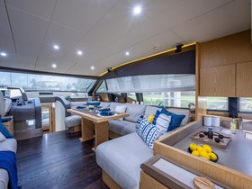 Koupit 2013 Ferretti Yachts 620