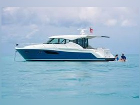 Osta 2018 Tiara Yachts 44 Coupe