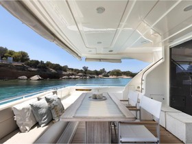 2012 Ferretti Yachts 720