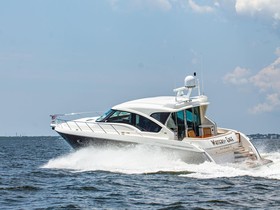 Tiara Yachts Sovran 5800