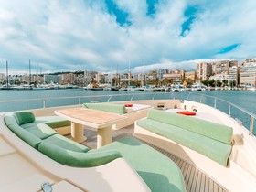 2010 Ferretti Yachts Altura 840 til salg