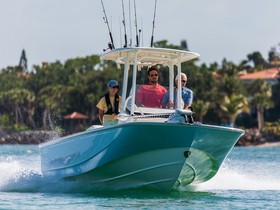 2023 Boston Whaler 210 Montauk