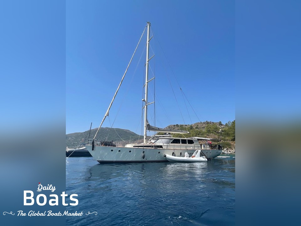 2008 Custom 26M