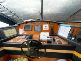 2004 Ferretti Yachts 830 till salu