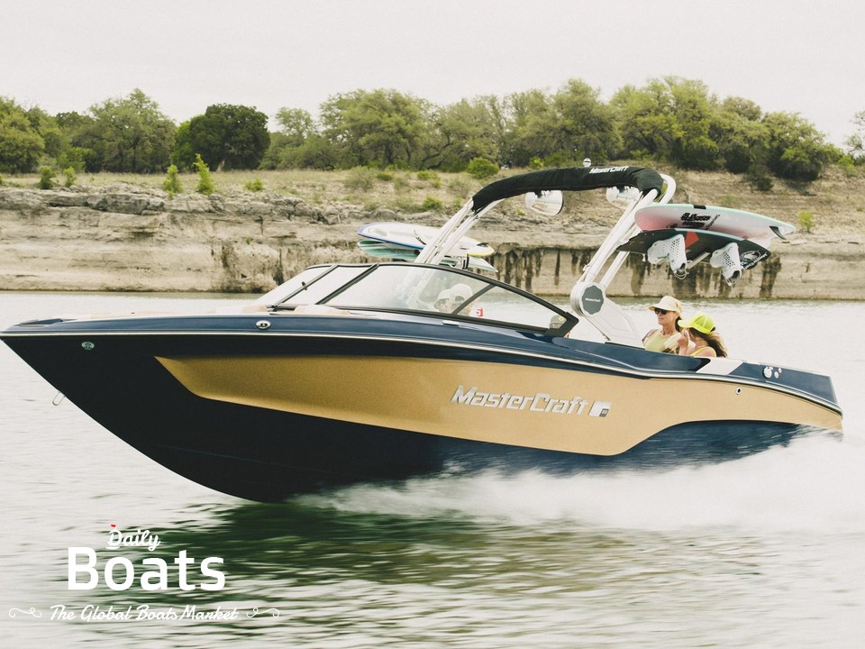 2022 Mastercraft Xt23
