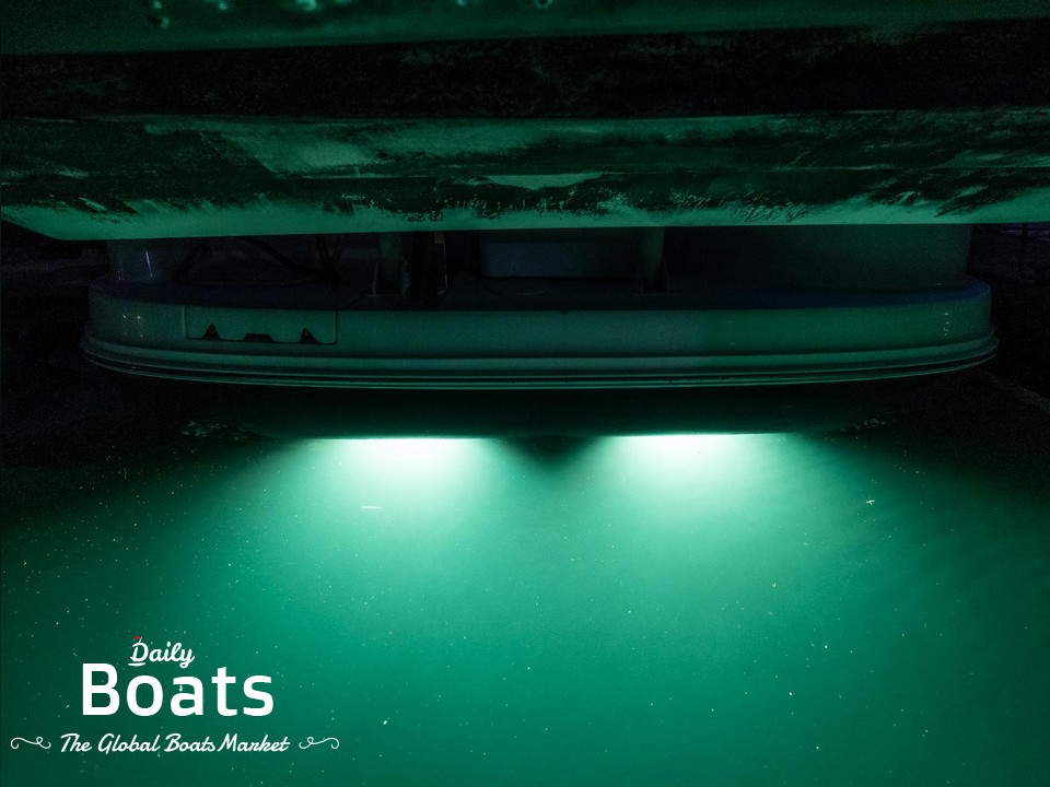 2005 Sea Ray 390 Motor Yacht for sale. View price, photos and Buy 2005