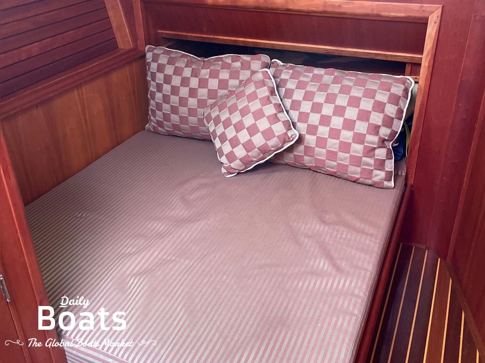 2002 Hinckley Talaria 44 Flybridge My for sale. View price, photos and