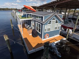 2022 Houseboat Island Lifestyle myytävänä