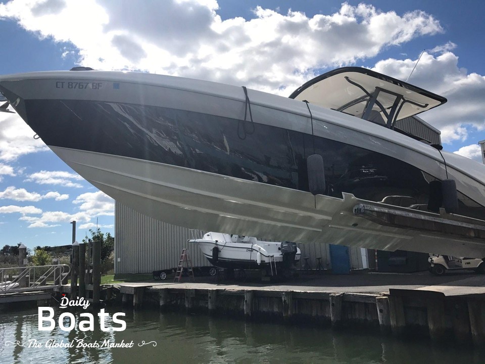 2010 Deep Impact Open 36 for sale. View price, photos and Buy 2010 Deep