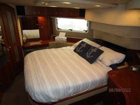 2002 Cruisers Yachts 4450 Express Motoryacht